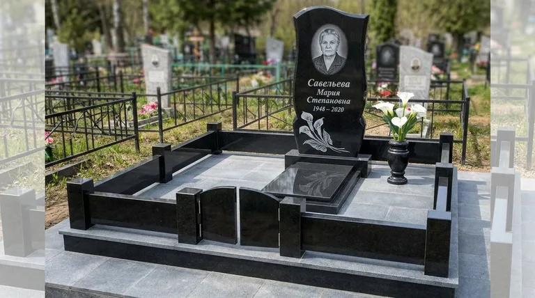 Памятник с гравировкой калл — выполненная работа «Савельева» в Москве