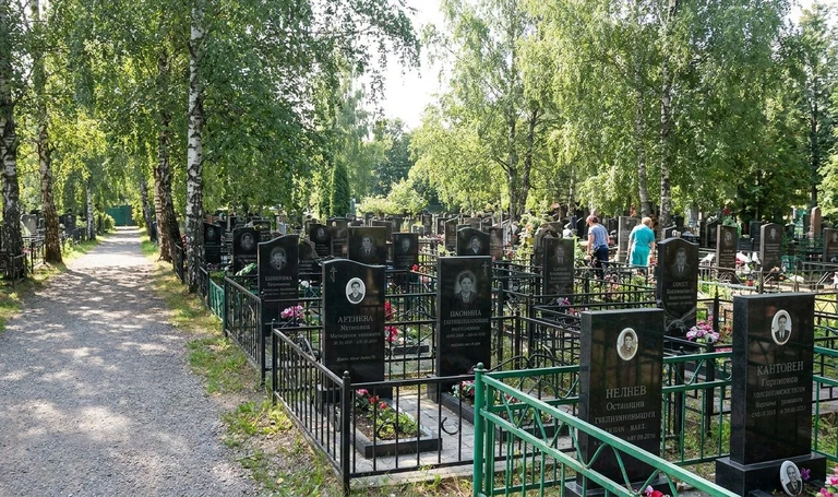 Памятники на Пыхтинском кладбище в Москве — изготовление и установка