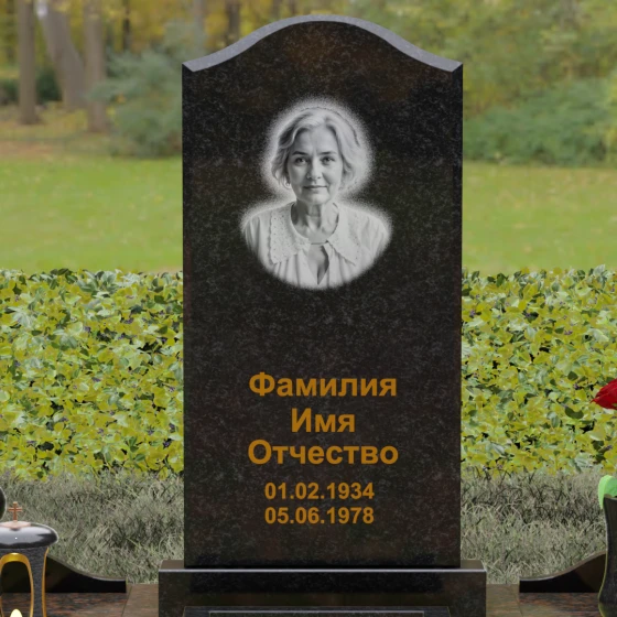 Гранитный памятник с волнообразным завершением, гранит Габбро-диабаз