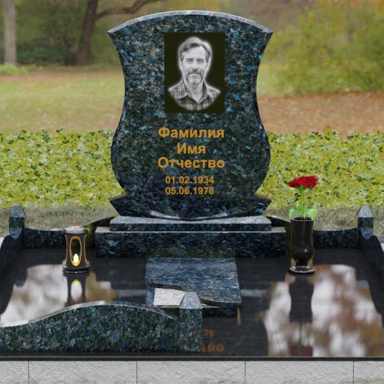 Гранитное надгробие с фигурными столбиками и мощением, гранит Блю Перл, вид 2