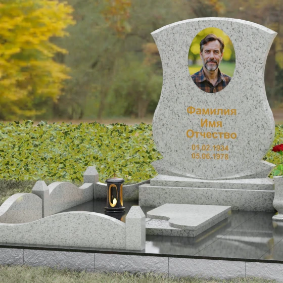 Гранитное надгробие с фигурными столбиками и мощением, гранит Мансуровский, вид 4