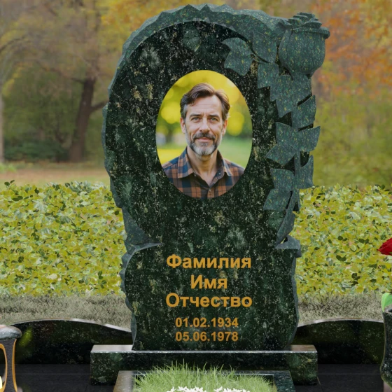 Ритуальное изделие из Гранита с рельефной розой, гранит Балтик грин