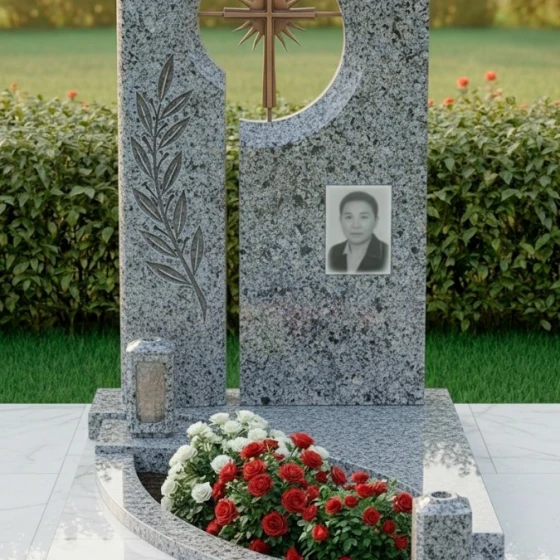 Католический памятник с лучистым крестом и оливковой ветвью, гранит Блю Перл